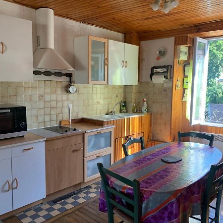 Joli Appartement Dans Une Maison Ancienne Ax-les-Thermes Luaran gambar