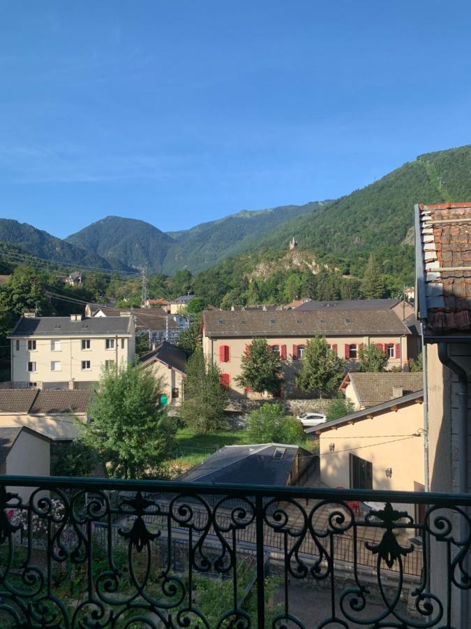 Joli Appartement Dans Une Maison Ancienne Ax-les-Thermes Luaran gambar